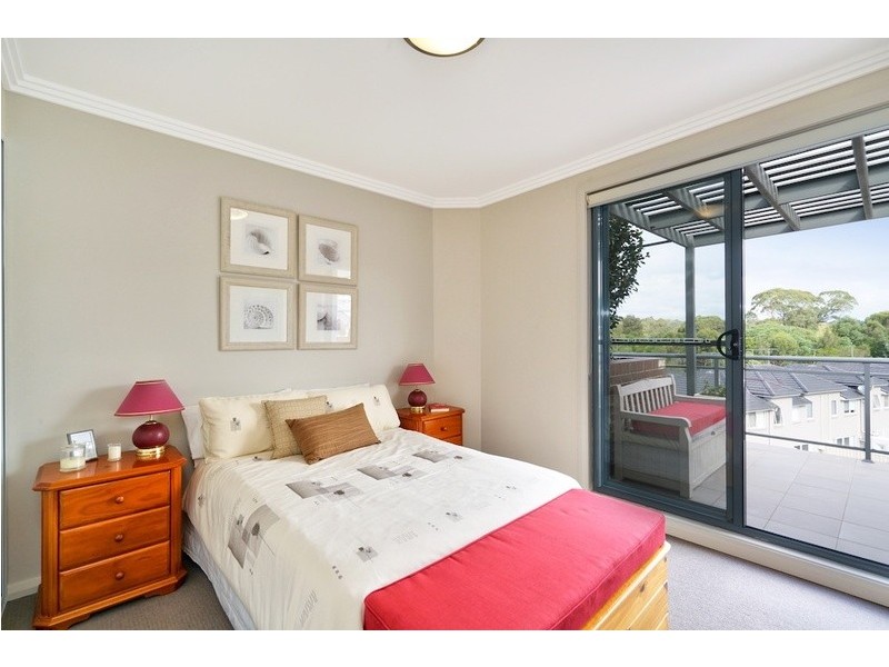 25/12 Parkside Crescent, Campbelltown NSW 2560