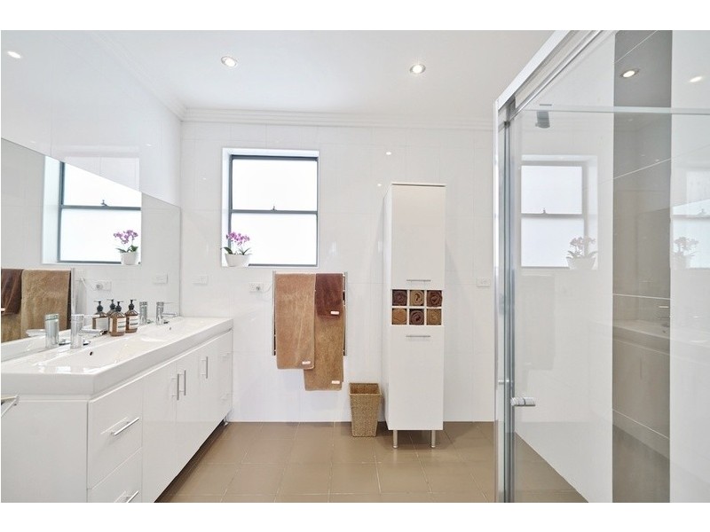 25/12 Parkside Crescent, Campbelltown NSW 2560