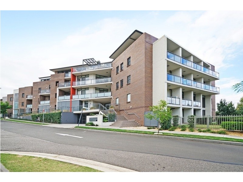 25/12 Parkside Crescent, Campbelltown NSW 2560
