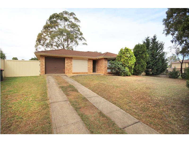 26 McEwan Circuit, Mount Annan NSW 2567