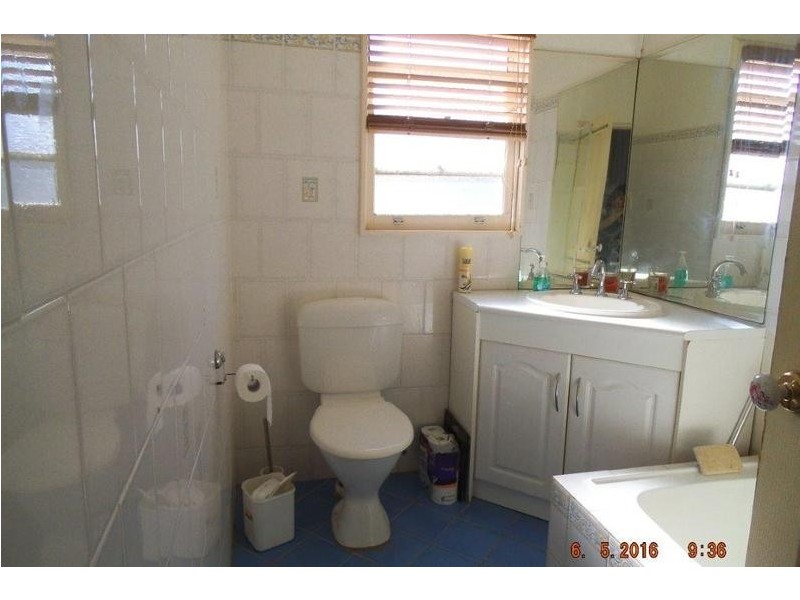 2 Yennora Street, Campbelltown NSW 2560