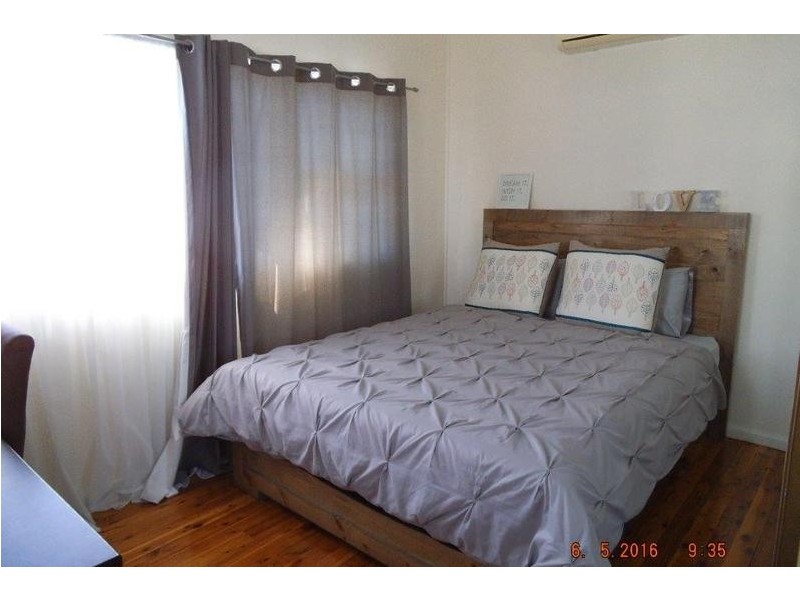 2 Yennora Street, Campbelltown NSW 2560