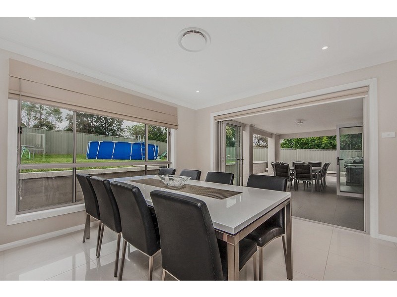 6 Mary Street, The Oaks NSW 2570