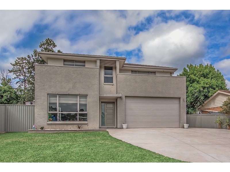 6 Mary Street, The Oaks NSW 2570