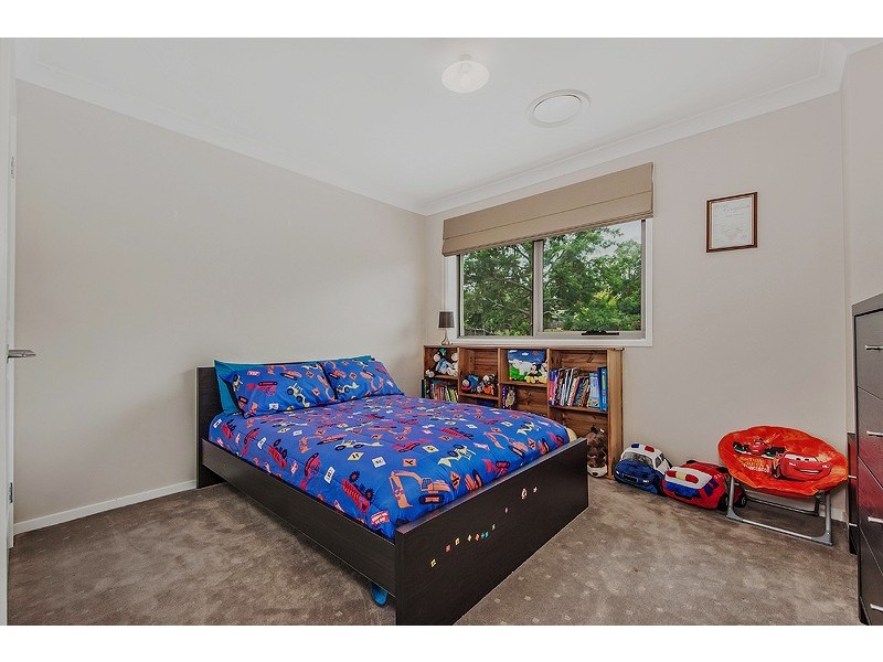 6 Mary Street, The Oaks NSW 2570