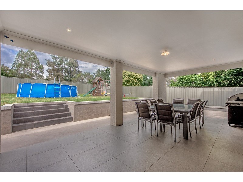 6 Mary Street, The Oaks NSW 2570