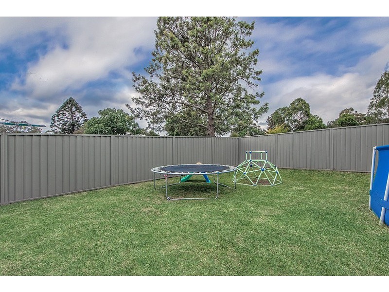 6 Mary Street, The Oaks NSW 2570
