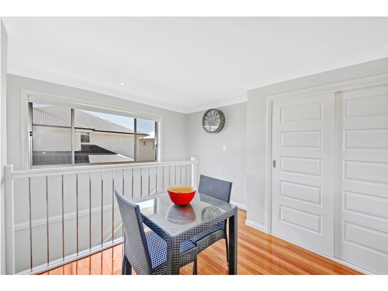 4 Sylvester Lane, Gregory Hills NSW 2557