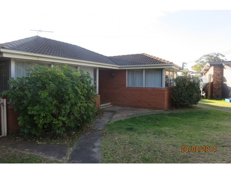 8 Hamilton Place, Narellan NSW 2567