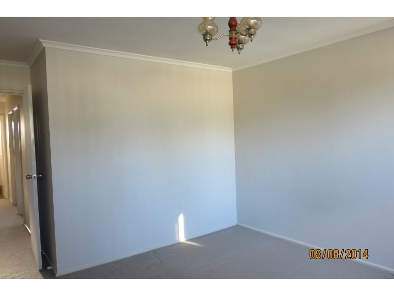 8 Hamilton Place, Narellan NSW 2567