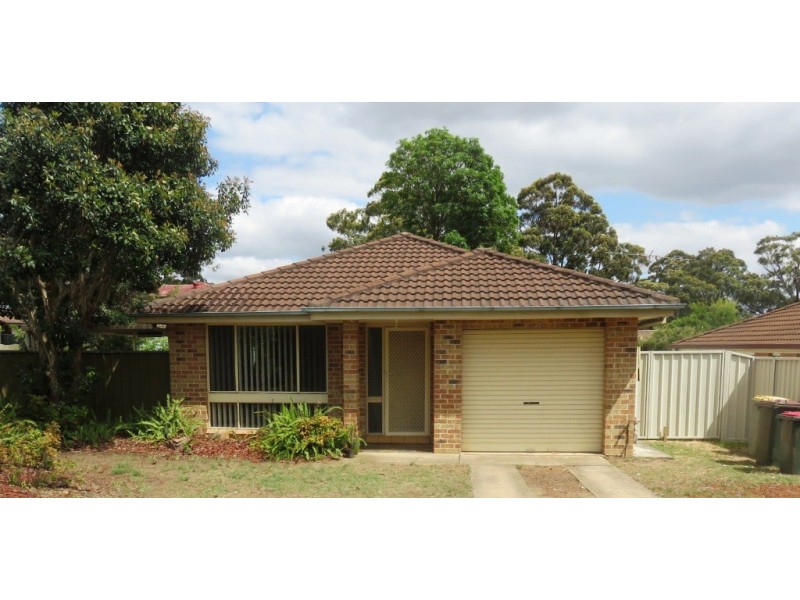 12 Polworth Place, Elderslie NSW 2570