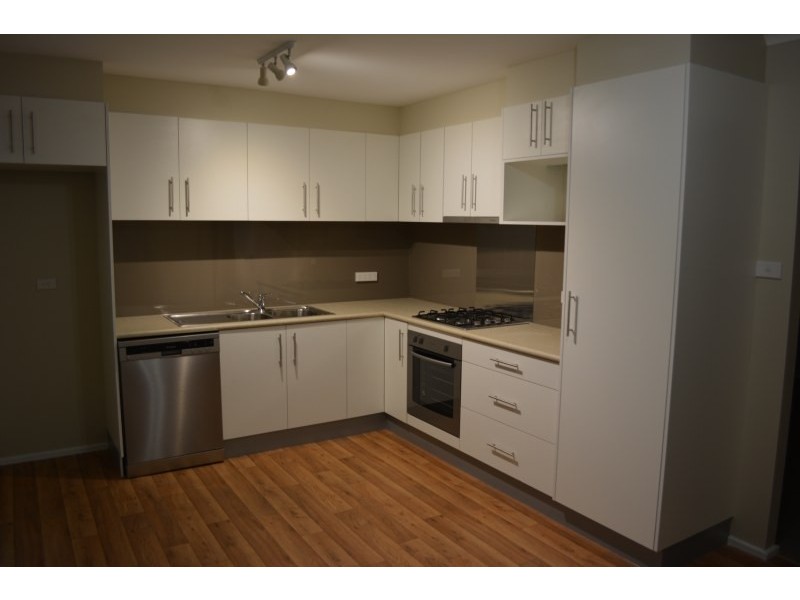 12 Polworth Place, Elderslie NSW 2570
