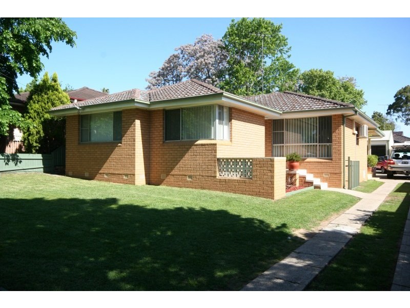 21 Luker Street, Elderslie NSW 2570