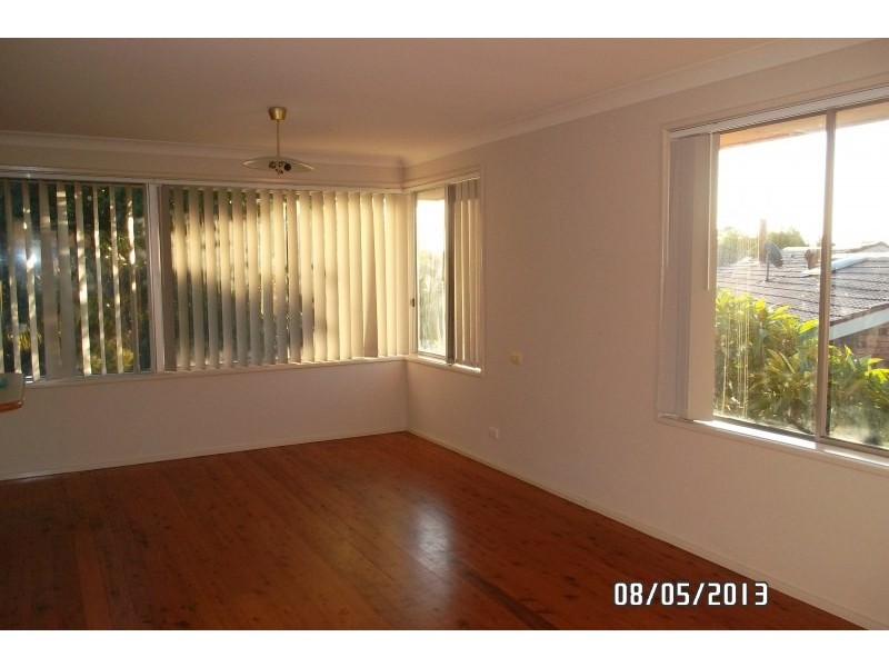 1/8 Hamilton Place, Narellan NSW 2567