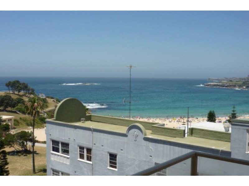 Unit 13/120 Beach Street, Coogee NSW 2034