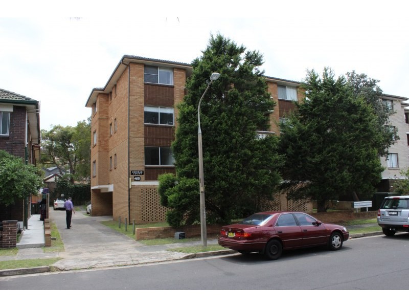 2/45 Wallis Parade, North Bondi NSW 2026