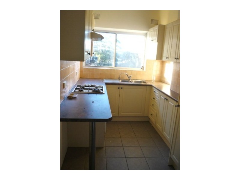 8/37 Byron Street, Coogee NSW 2034