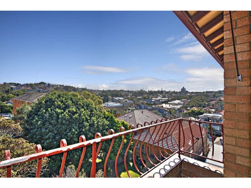 13/2 Melrose Parade, Clovelly NSW 2031