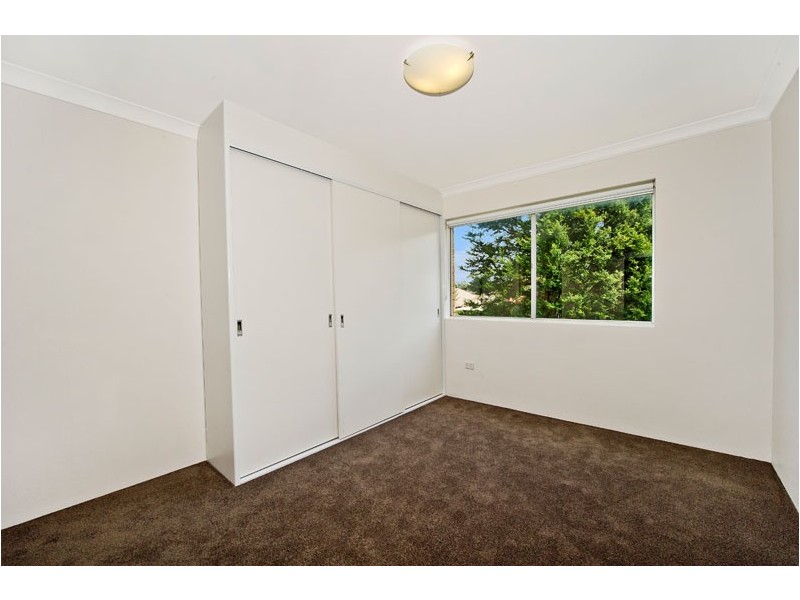 2/45 Wallis Parade, North Bondi NSW 2026