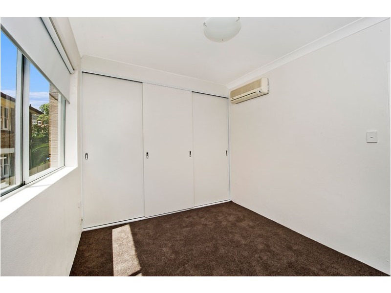 2/45 Wallis Parade, North Bondi NSW 2026