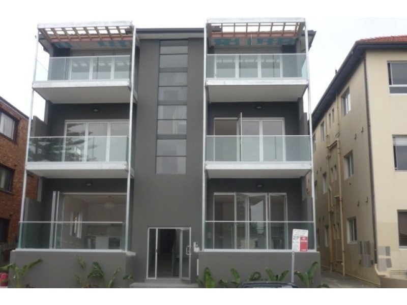 2/118 Warners Avenue, Bondi NSW 2026