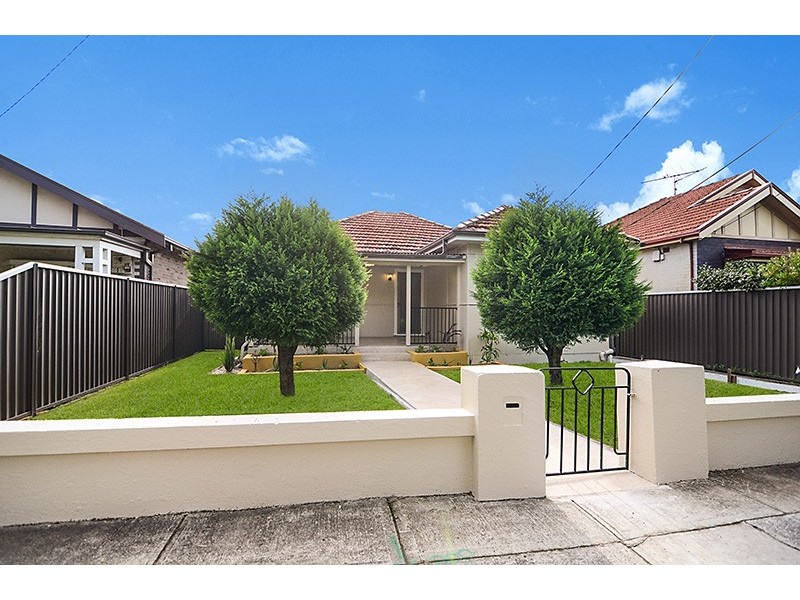 16 Anniversary Street, Botany NSW 2019