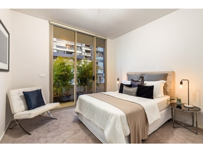 1601/2 Sterling Circuit, Camperdown NSW 2050