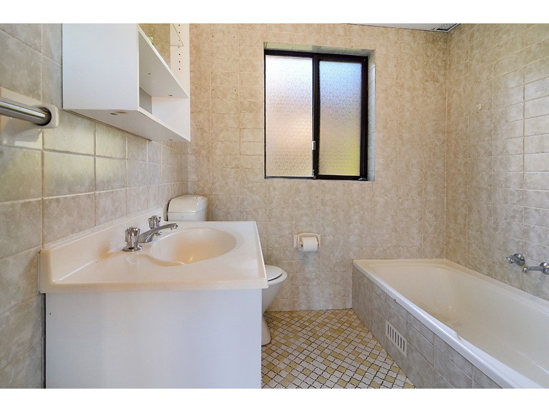 2/1-3 Byron Street, Coogee NSW 2034