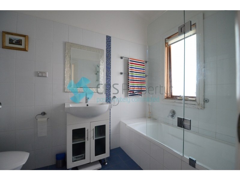 140 Lord Street, Newtown NSW 2042