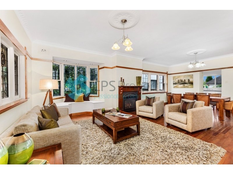 16 Richard Avenue, Earlwood NSW 2206