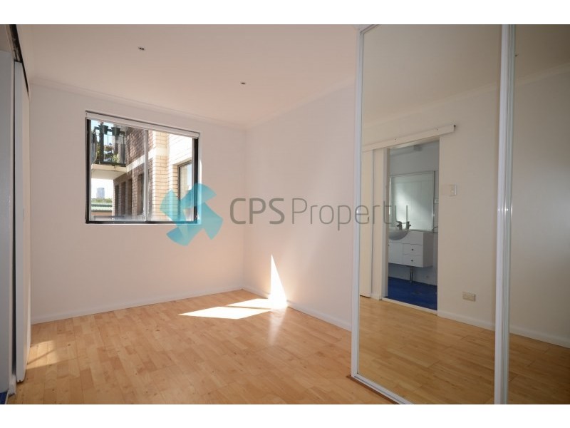 18/679 Bourke Street, Surry Hills NSW 2010