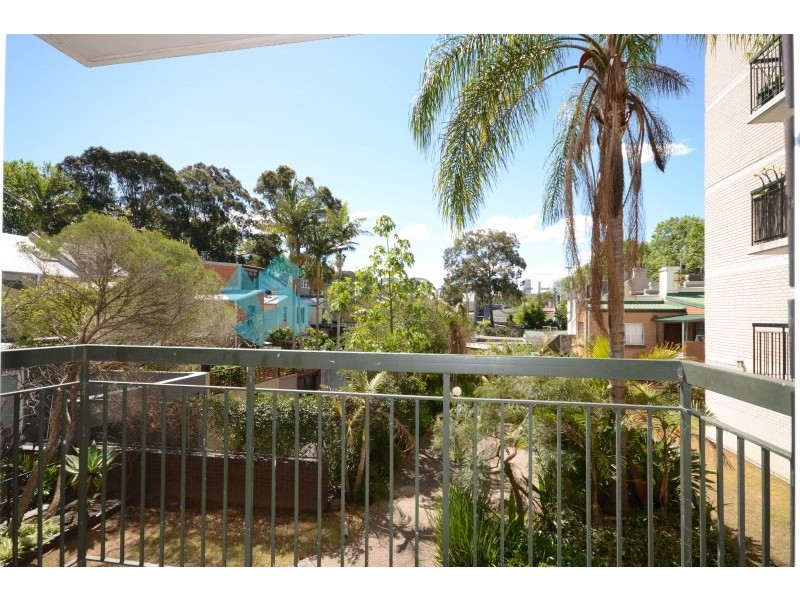 18/679 Bourke Street, Surry Hills NSW 2010