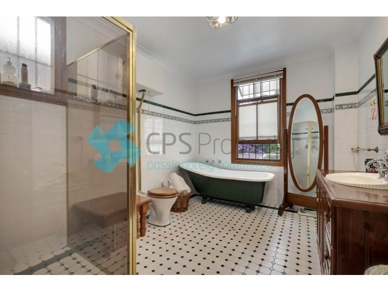 153 Wigram Road, Glebe NSW 2037