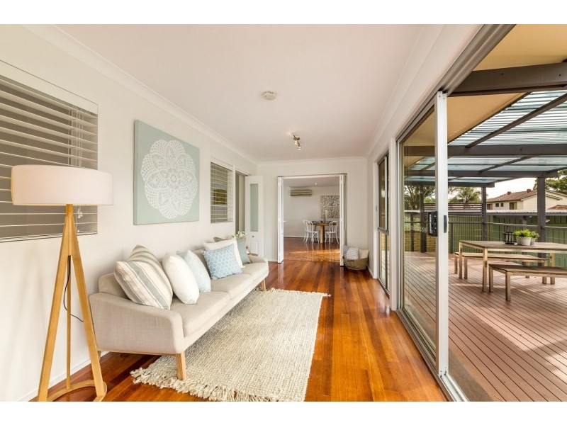 8 Woorak Crescent, Miranda NSW 2228