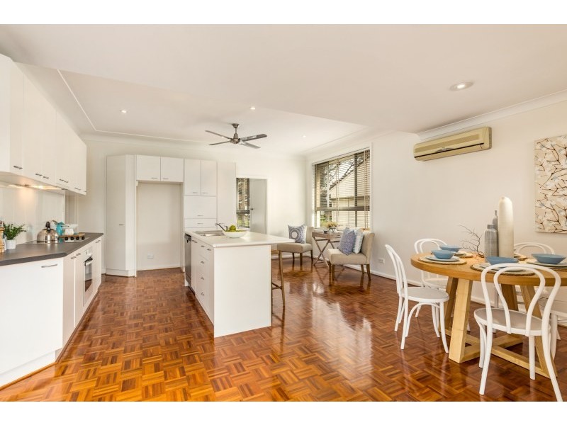 8 Woorak Crescent, Miranda NSW 2228