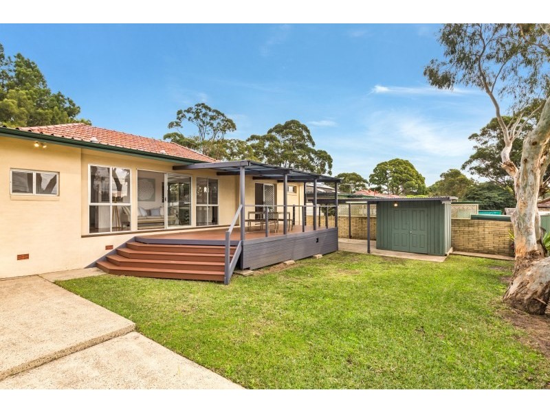 8 Woorak Crescent, Miranda NSW 2228