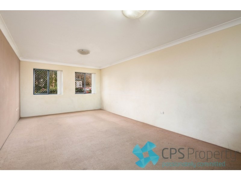 1/21-23 Hinkler Avenue, Warwick Farm NSW 2170