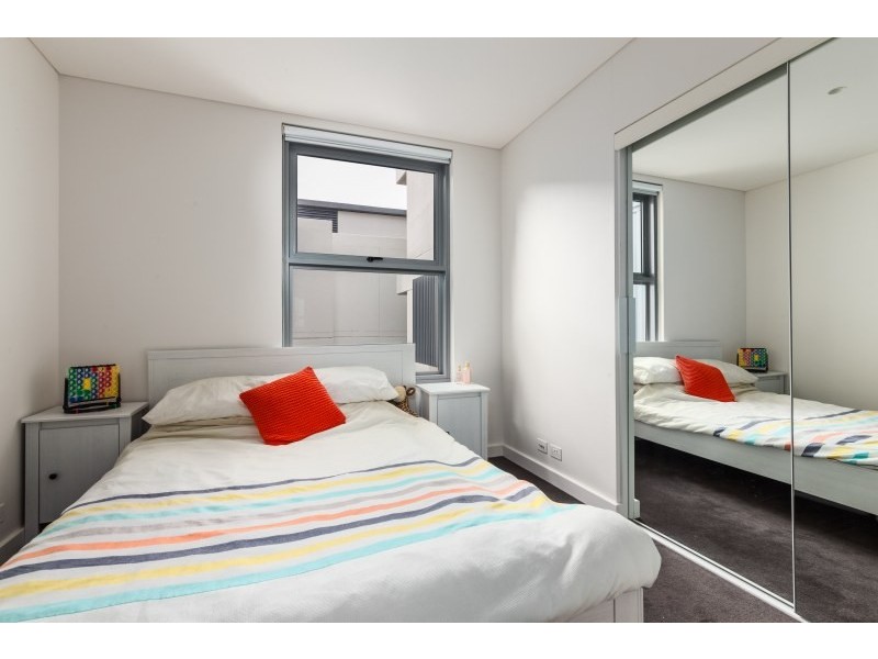 R411/200-220 Pacific Highway, Crows Nest NSW 2065