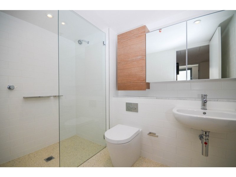 R411/200-220 Pacific Highway, Crows Nest NSW 2065