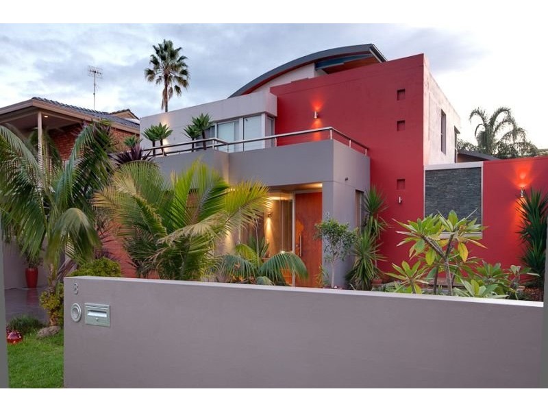 8 Cliff Road, Collaroy NSW 2097