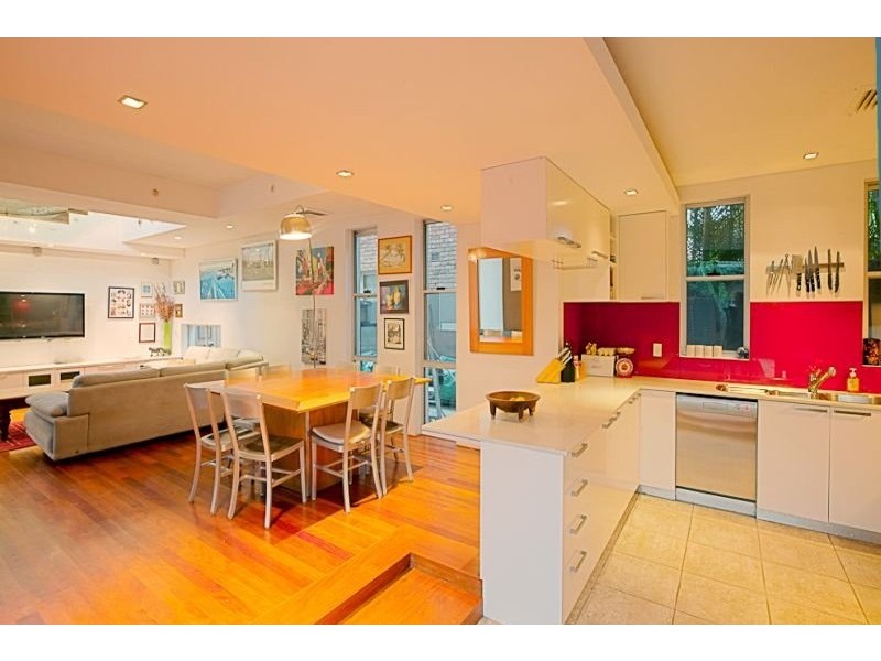 8 Cliff Road, Collaroy NSW 2097