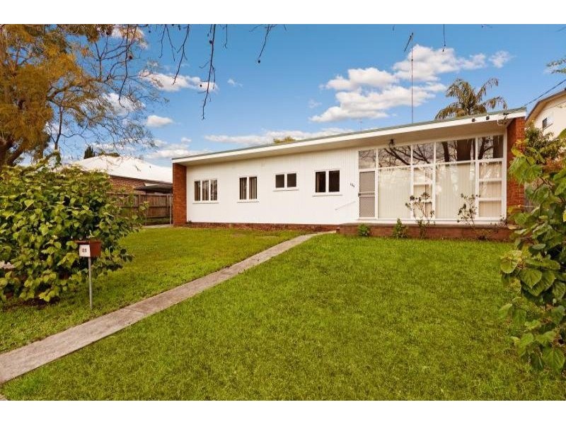 125 McIntosh Road, Narraweena NSW 2099