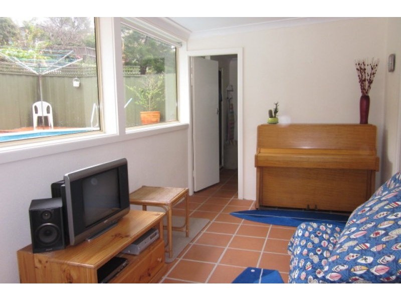 50 Adams Street, Curl Curl NSW 2096