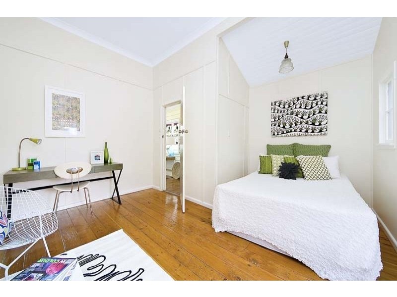 11 Charles Street, Freshwater NSW 2096