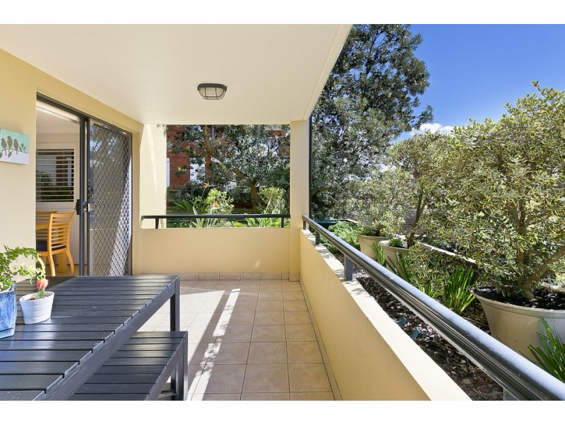 1/12 Campbell Parade, Manly Vale NSW 2093