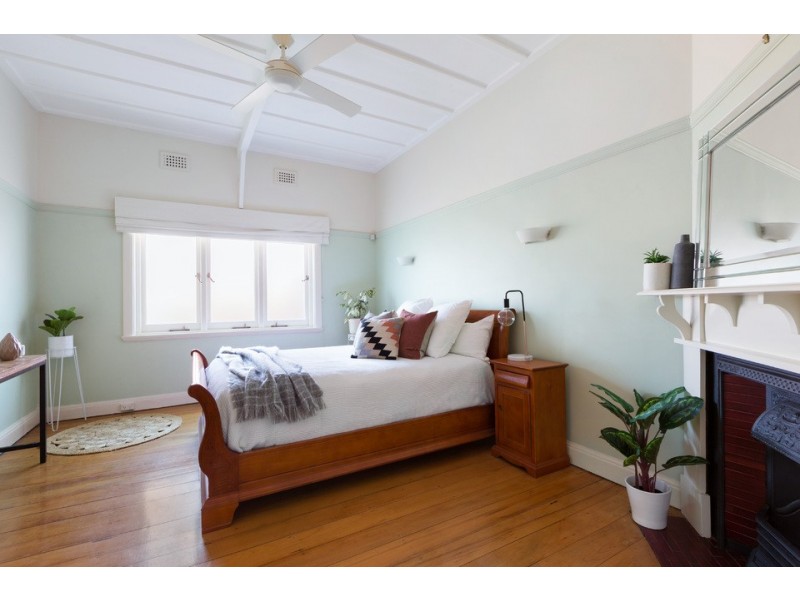 17 Clifford Avenue, Fairlight NSW 2094