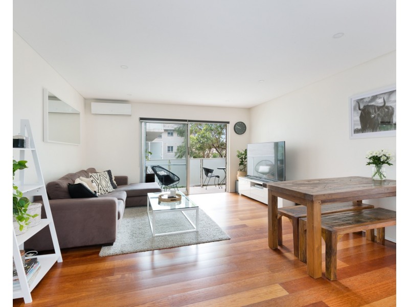 13/12 Clarke Street, Narrabeen NSW 2101