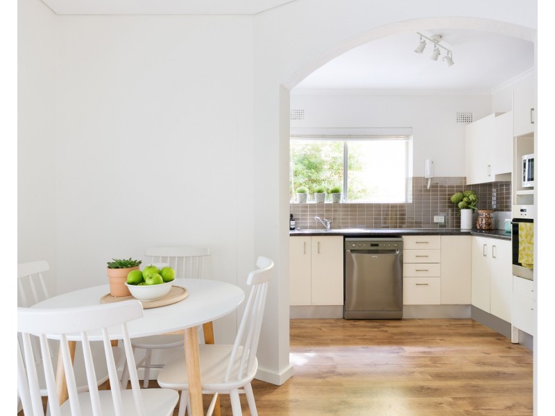 2/144 -146 Pacific Parade, Dee Why NSW 2099