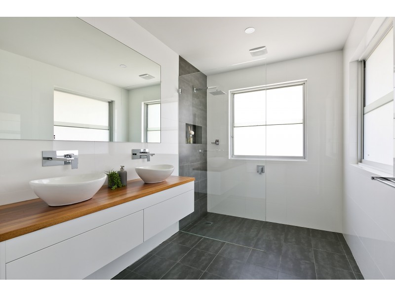 7 Marlborough Avenue, Freshwater NSW 2096