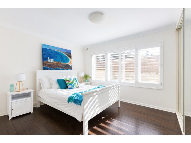 2/81 Ocean Street, Narrabeen NSW 2101